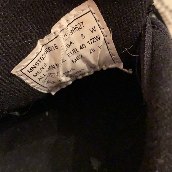 New black Starter tennis shoes - Picture 3 of 4